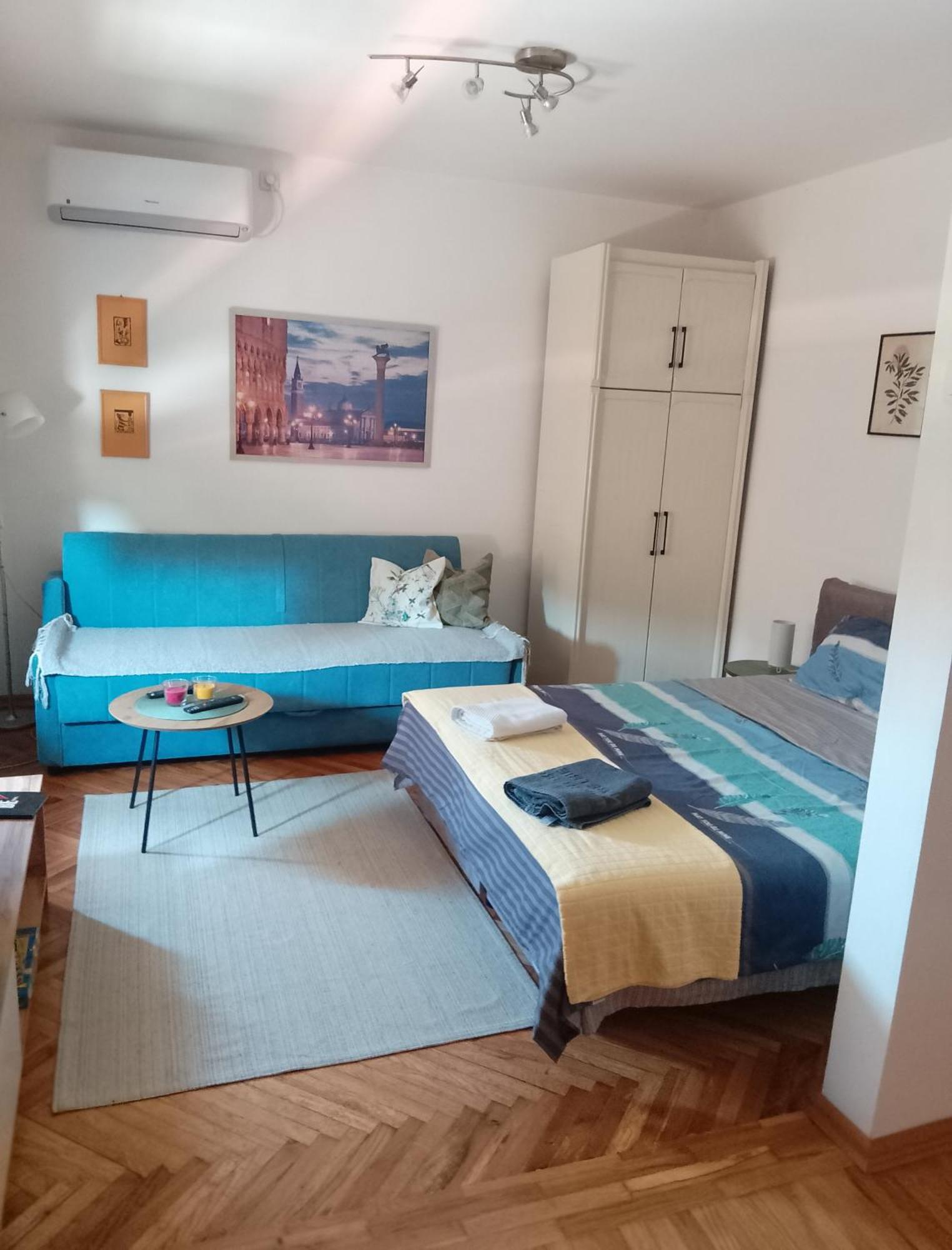 Fina Apartman Leskovac  Dış mekan fotoğraf